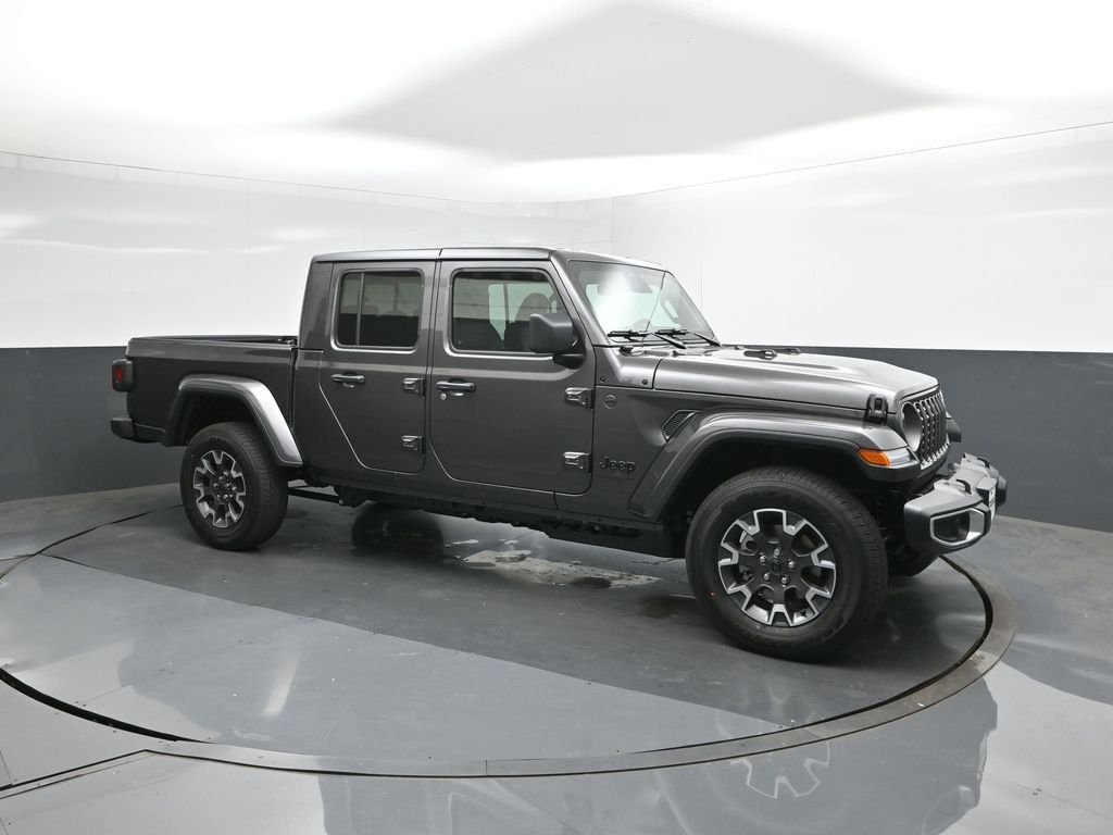 New 2026 Granite Crystal Metallic Clearcoat Jeep Sahara image 26
