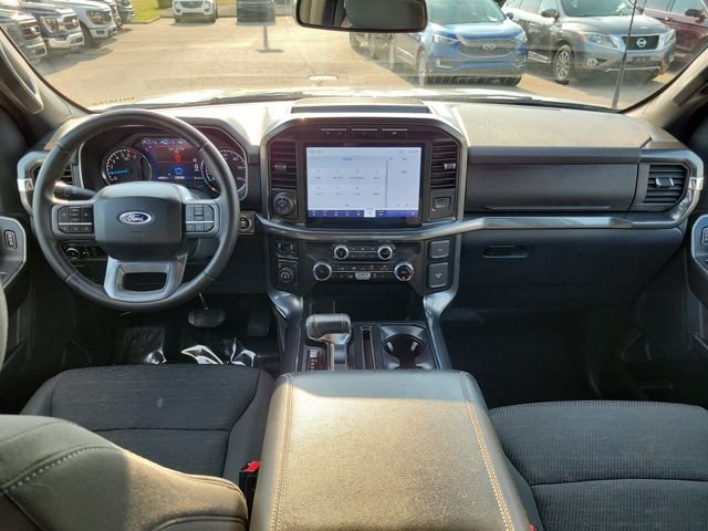 Certified Used 2023 Avalanche Ford XLT image 10