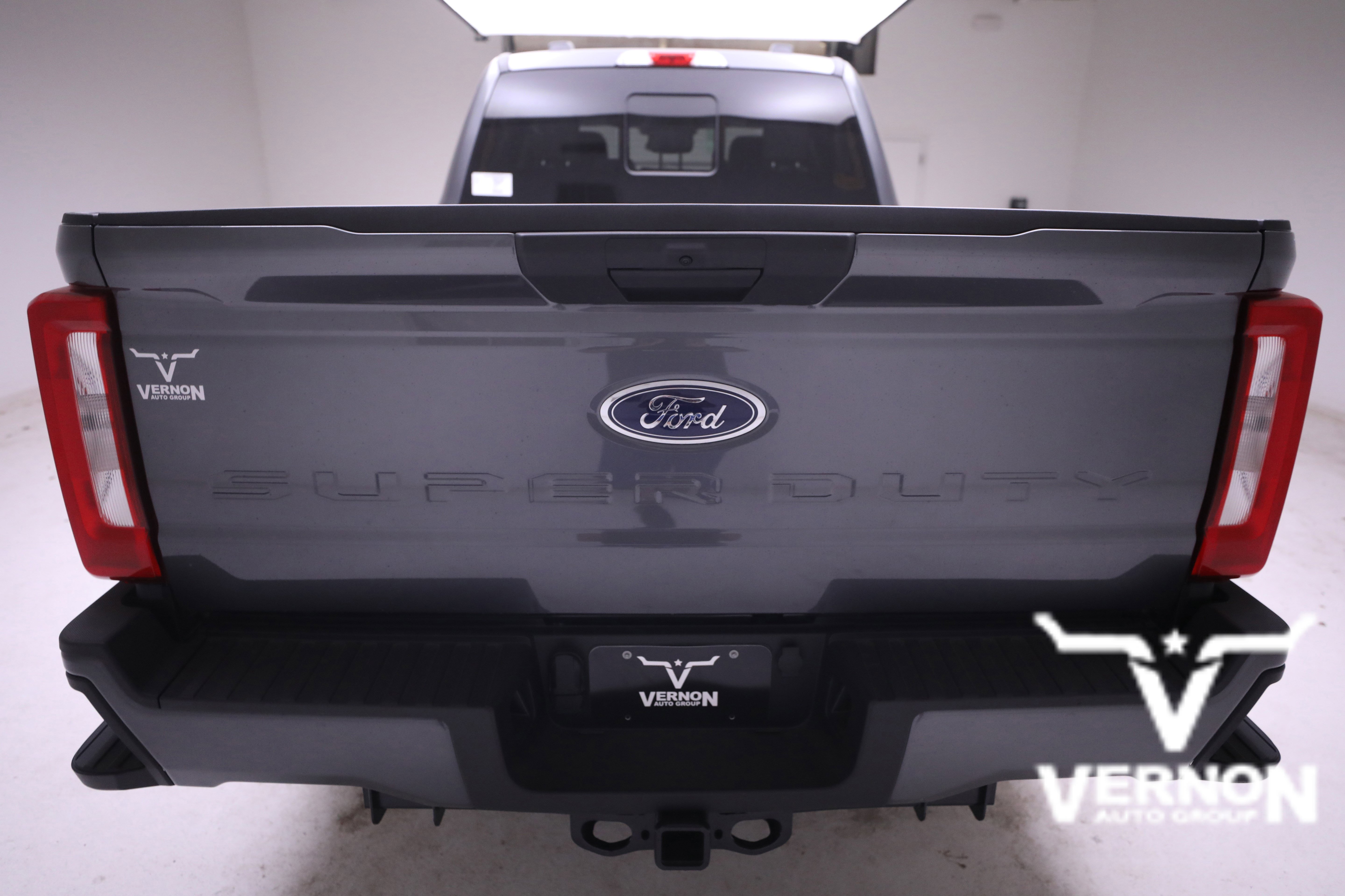 New 2026 Carbonized Gray Metallic Ford  image 4