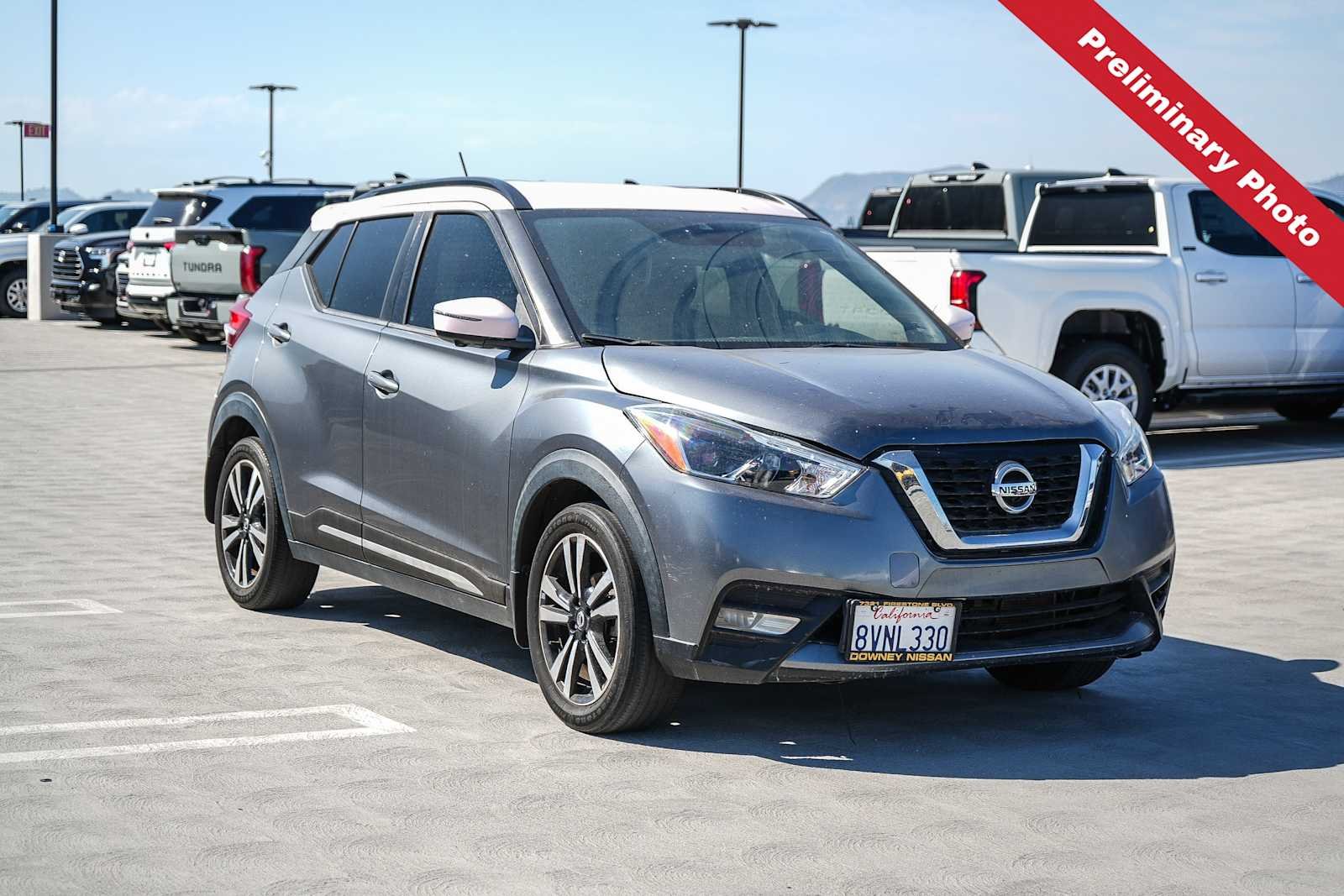 Used 2020 Gun Metallic/Monarch Orange Nissan SR image 3