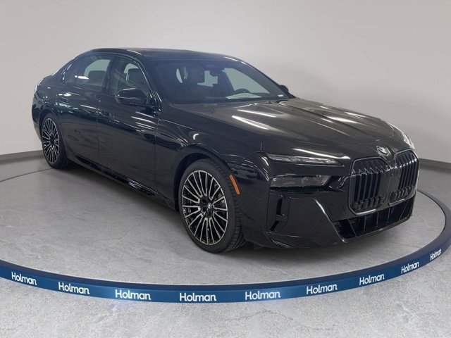 New 2026 Black Sapphire Metallic BMW 7 Series image 3