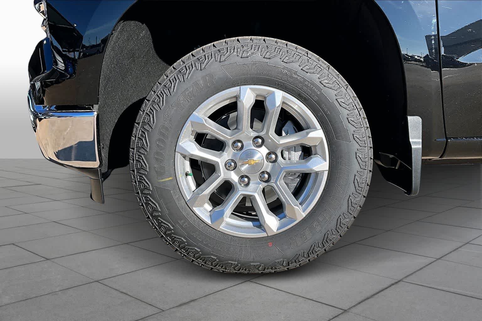 2026 Chevrolet Silverado 1500 LT - Photo 12
