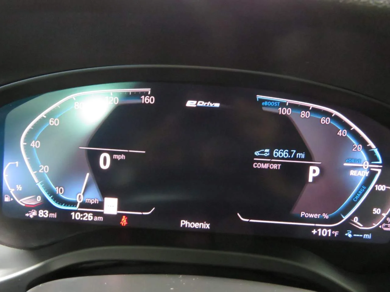 Used 2020 Dark Graphite Metallic BMW xDrive30e image 21