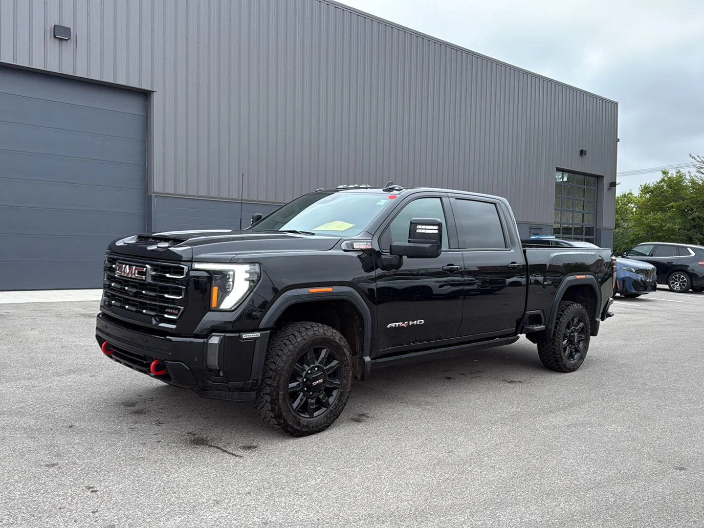 Used 2024 Onyx Black GMC AT4 image 7