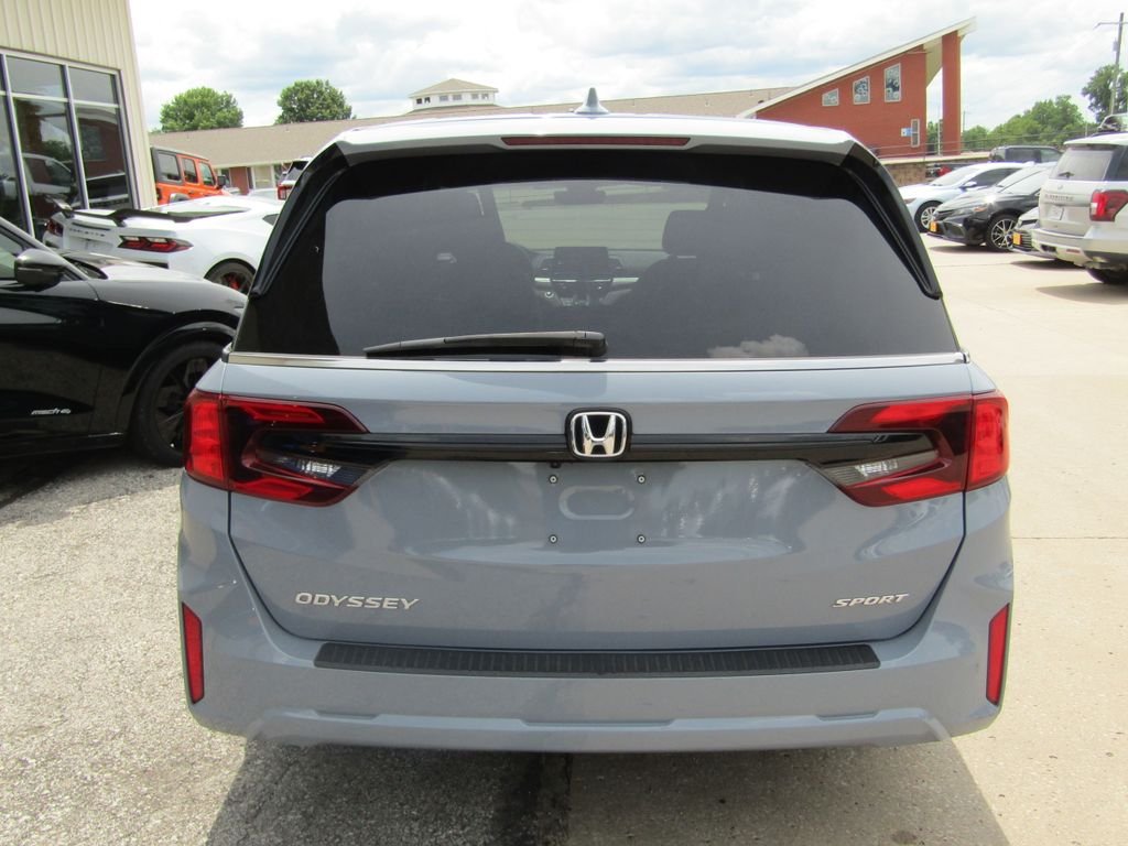 Used 2025 Gray Honda Sport-L image 4