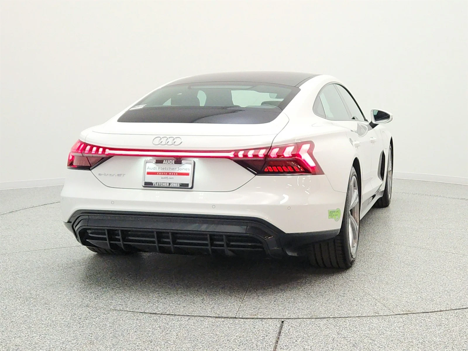 Used 2023 Ibis White Audi Premium Plus quattro image 6