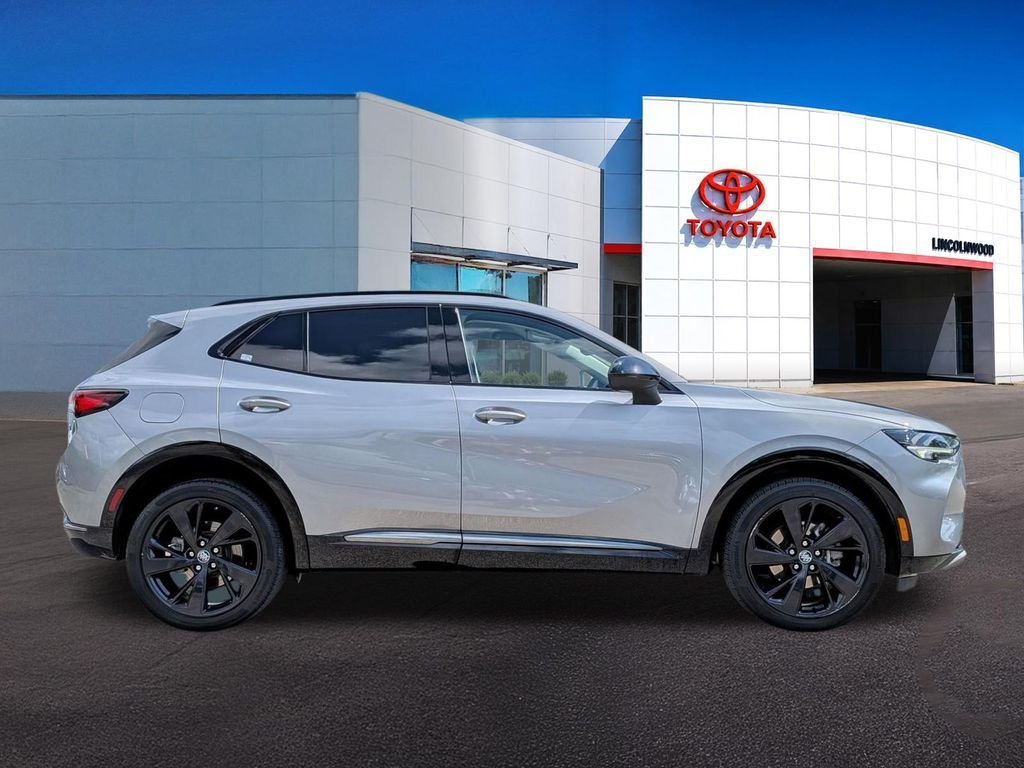 Used 2023 Gray Buick Preferred image 9