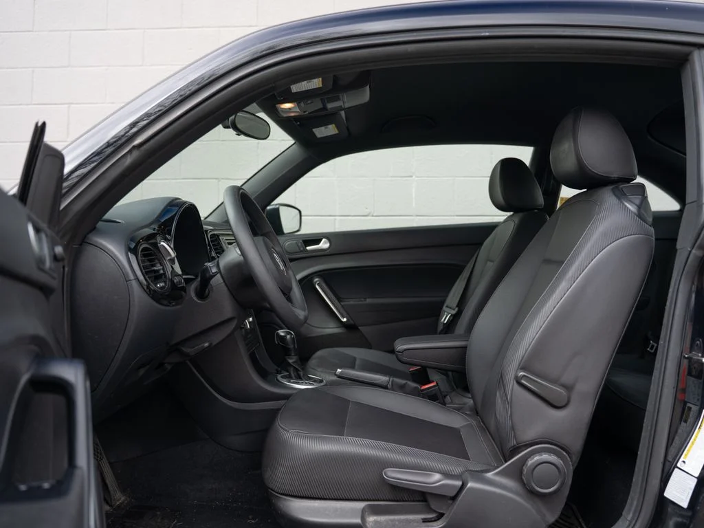 Used 2016 Black Volkswagen 1.8T image 16