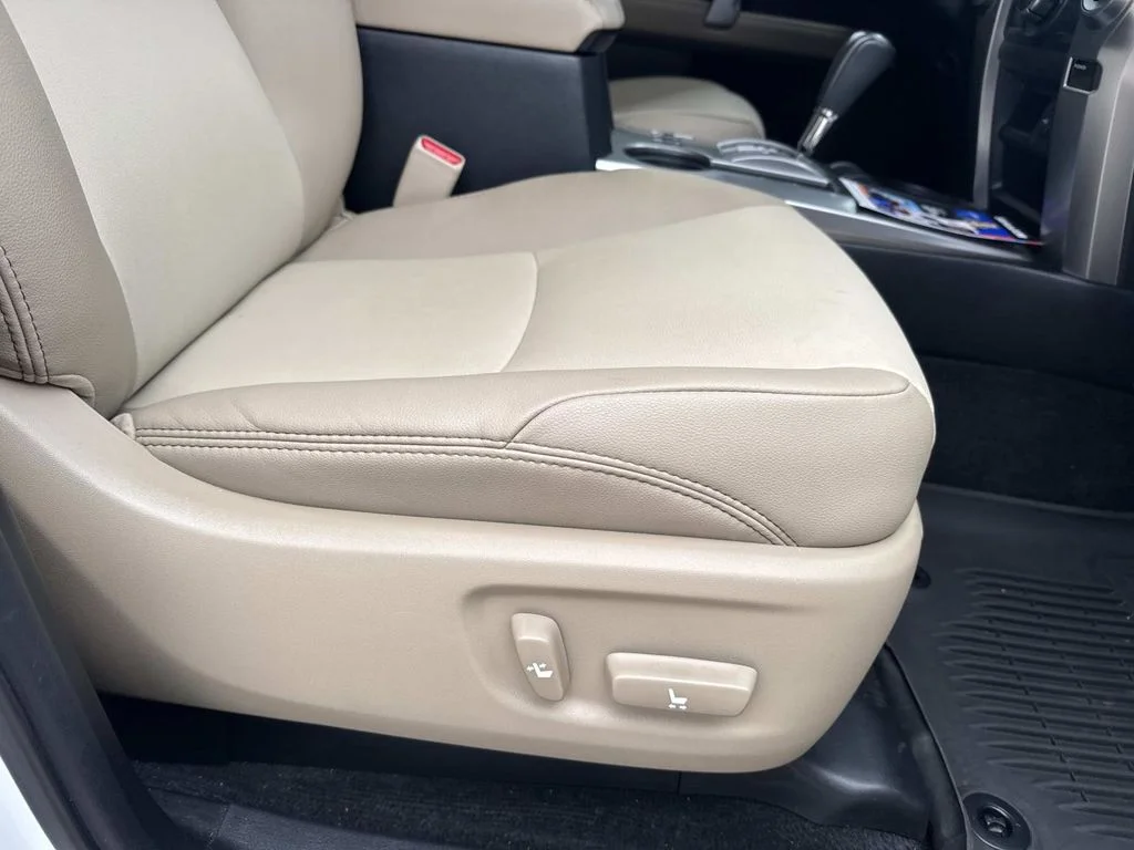Used 2024 White Toyota SR5 Premium image 26
