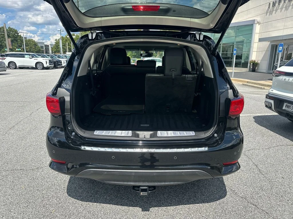 Used 2020 Black INFINITI LUXE image 15