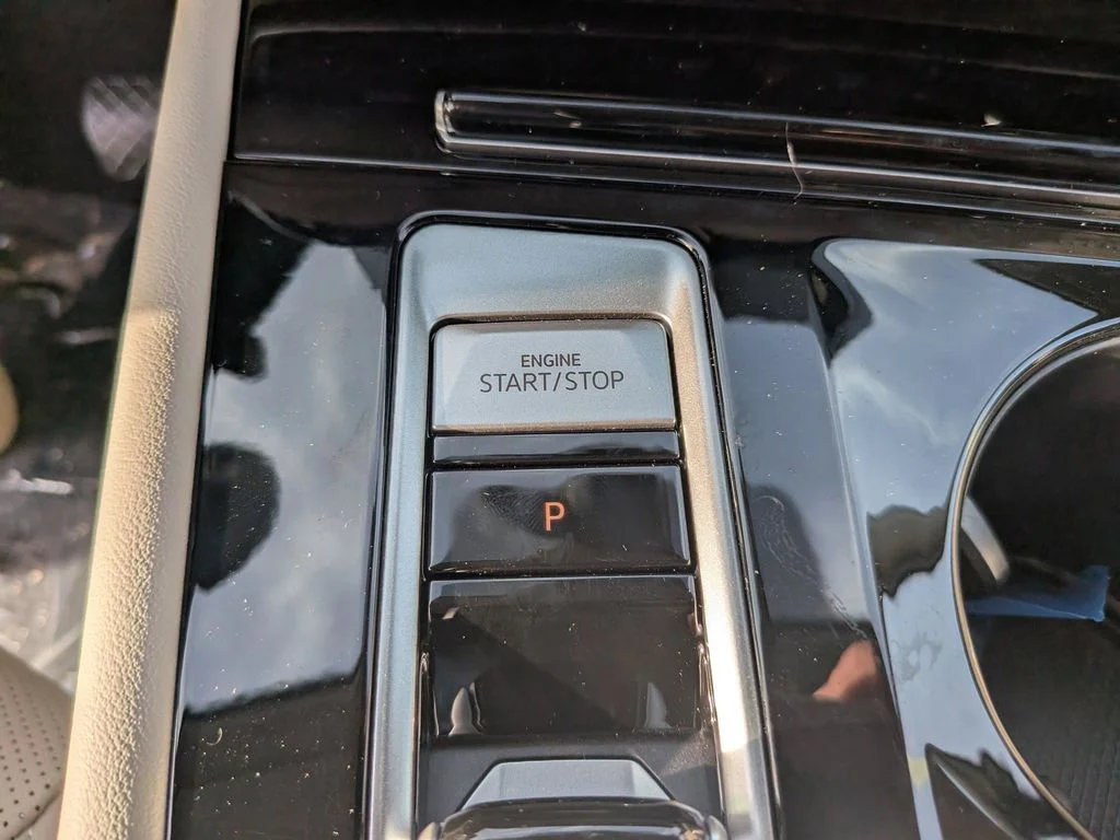 New 2026 Black Volkswagen 2.0T SE w/Technology image 25