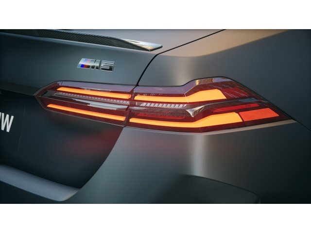 New 2026 FROZEN DEEP GRE BMW  image 8