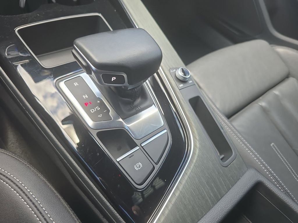 Used 2023 Black Audi 45 S line Premium image 21