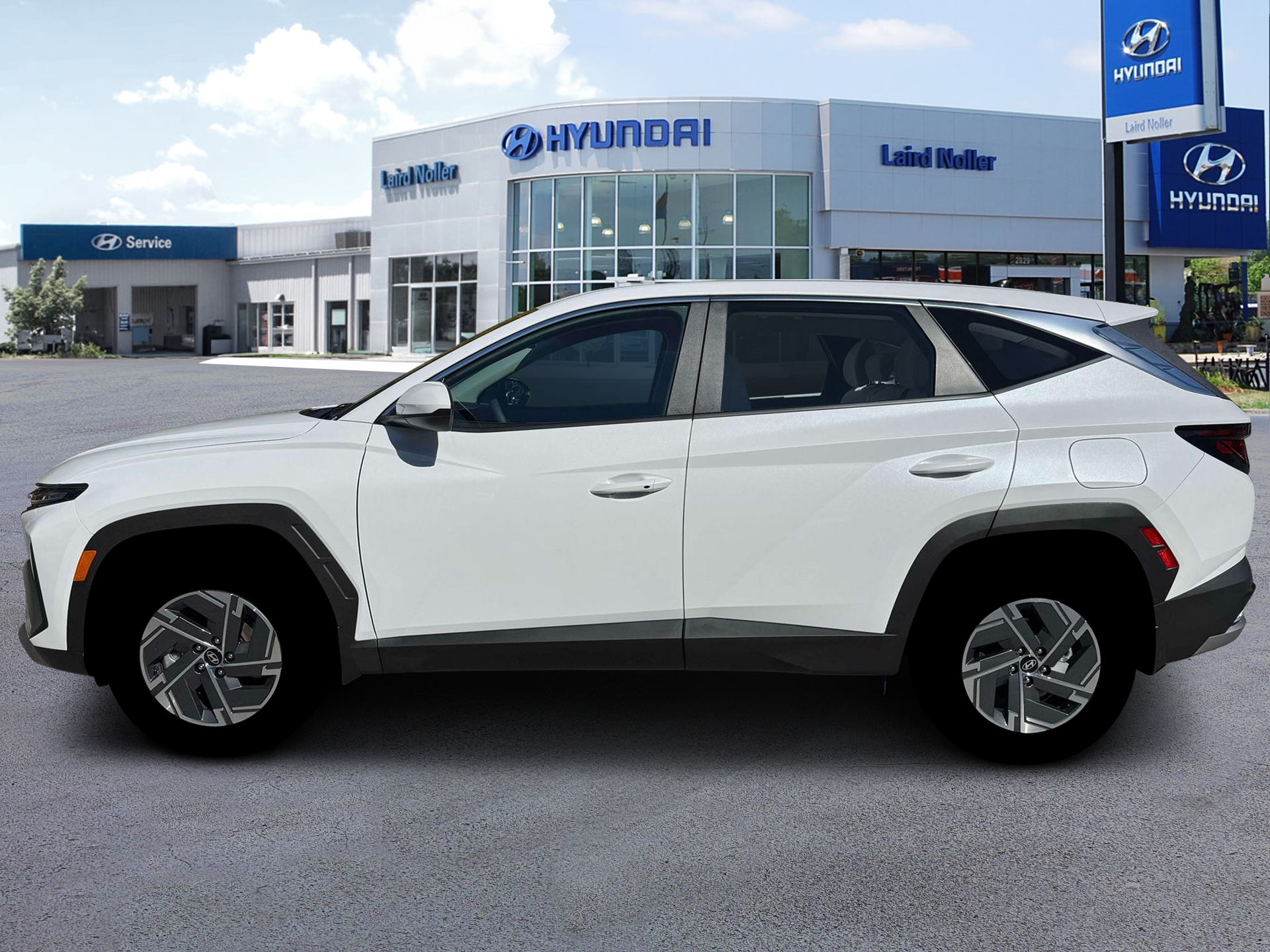 View vehicle photo 3