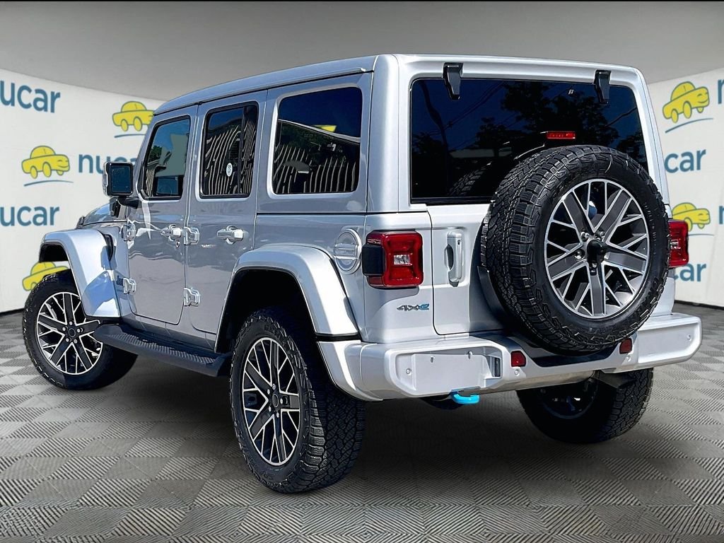 Used 2024 Silver Jeep High Altitude 4xe image 4