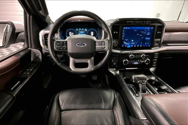 Used 2022 Oxford White Ford Lariat image 6