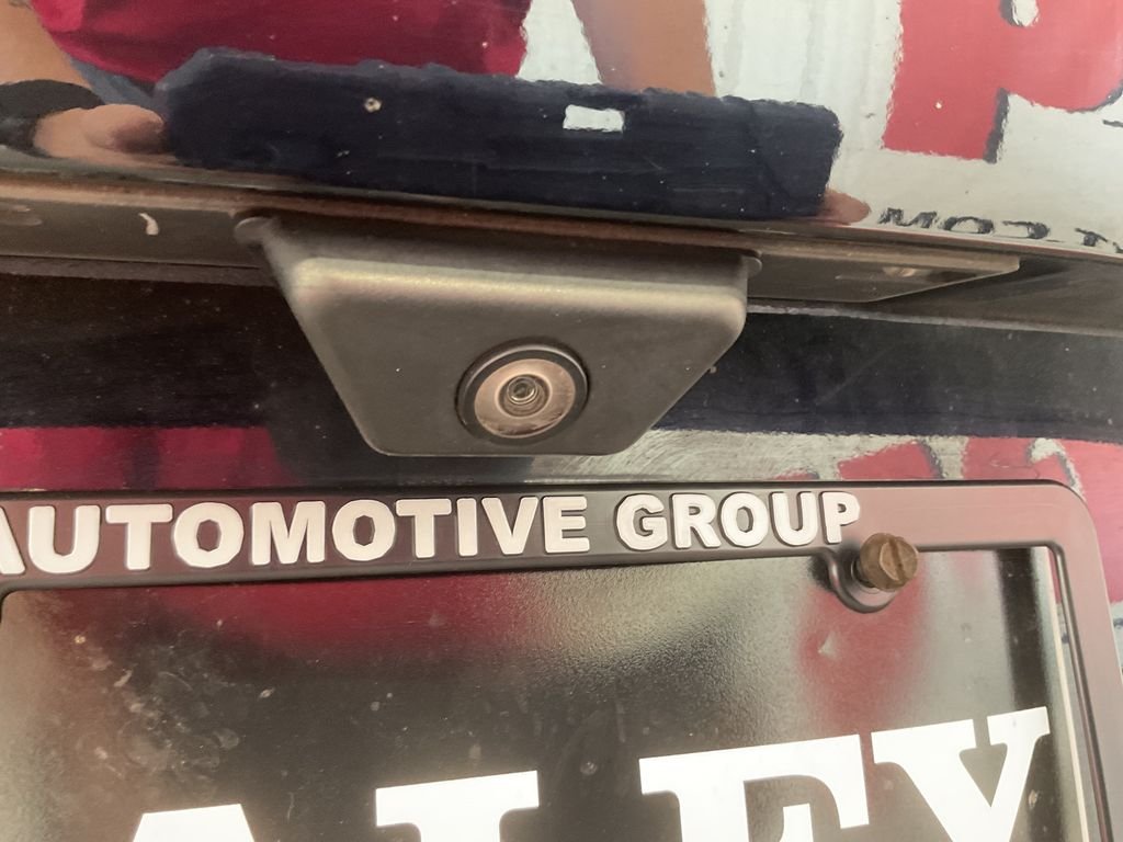 Used 2021 Blue Ford SE image 8