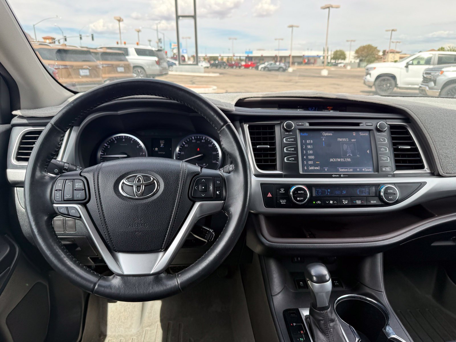 2014 Toyota Highlander XLE - Photo 17