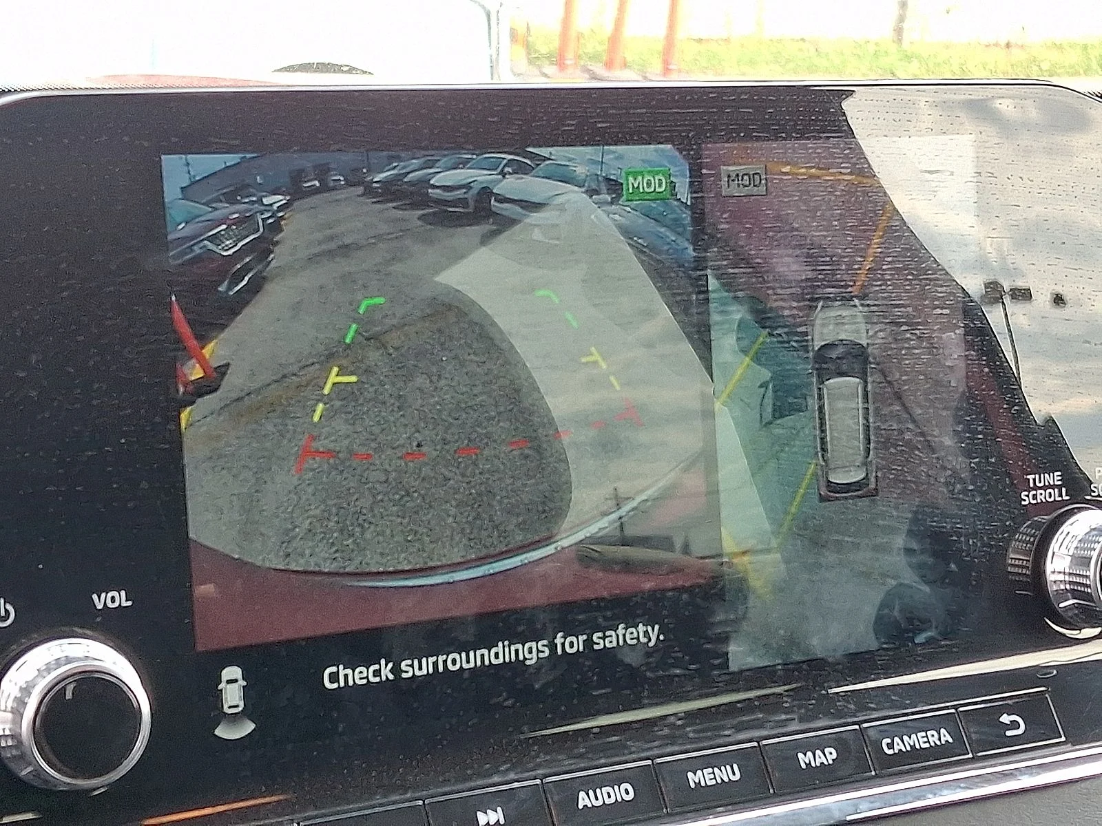 Used 2022  Mitsubishi SE image 18