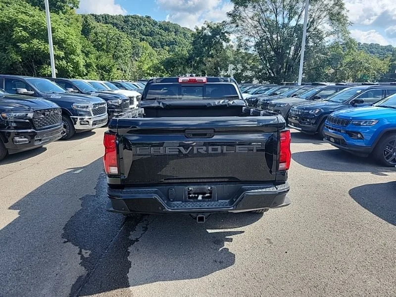 Used 2025 Black Chevrolet Z71 image 8