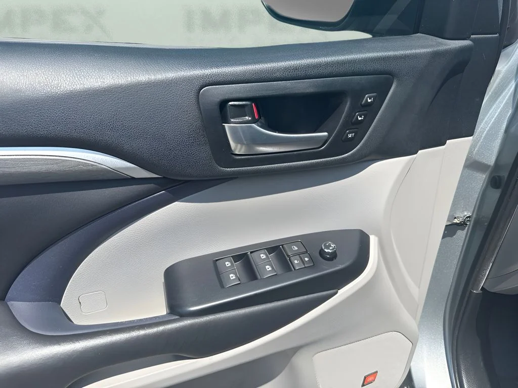 Used 2019 Silver Toyota Limited Platinum image 26
