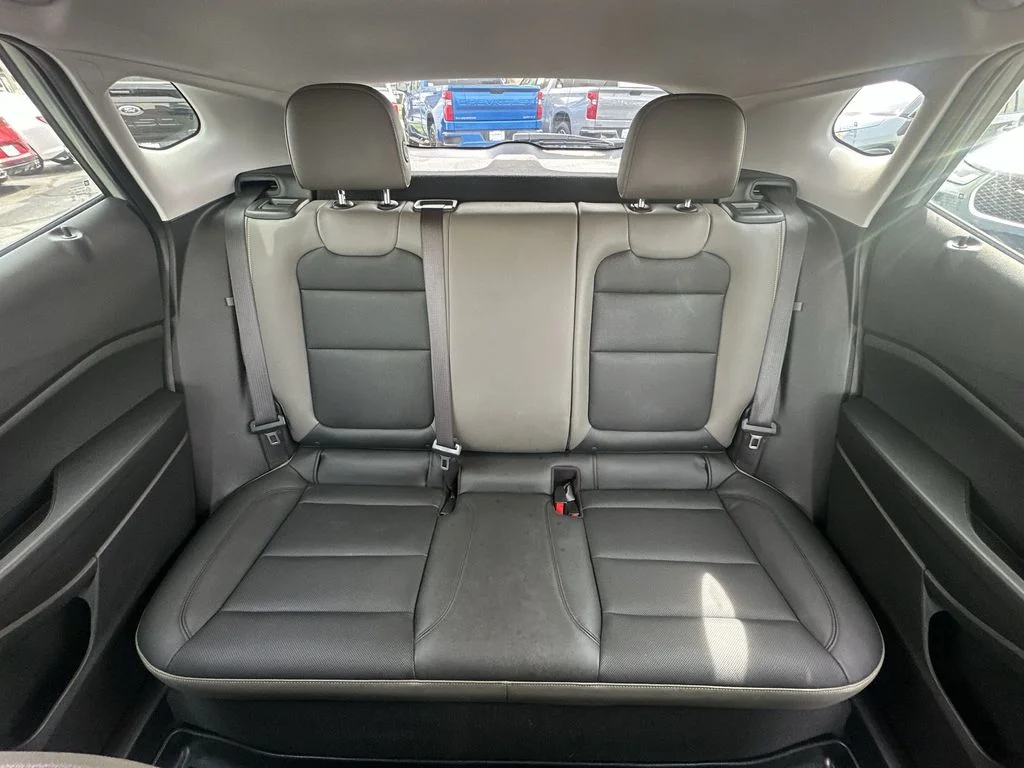 Used 2025 Green Chevrolet ACTIV image 22