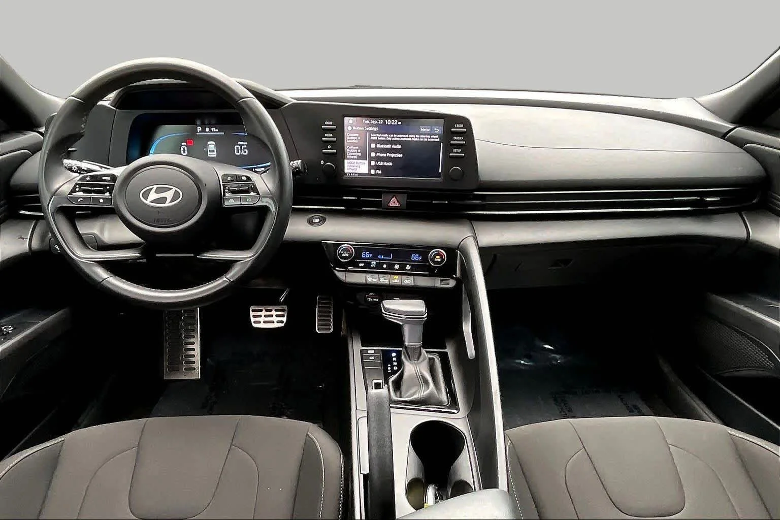 Used 2025 Intense Blue Hyundai SEL Sport image 15
