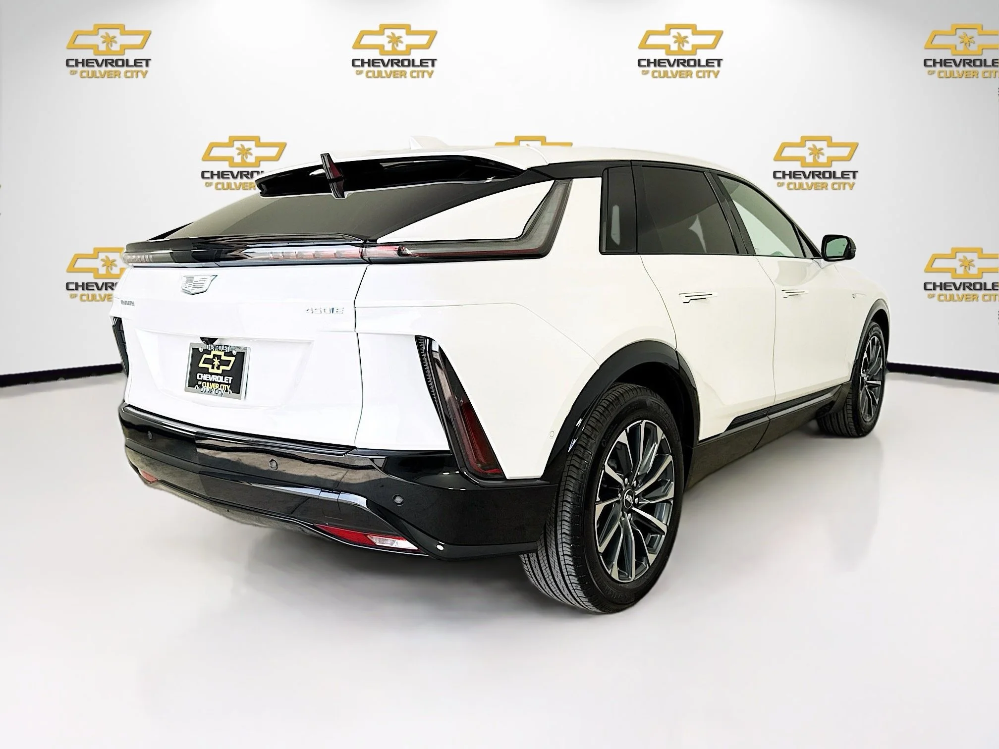 Used 2025 Crystal White Tricoat Cadillac Sport 1 image 8