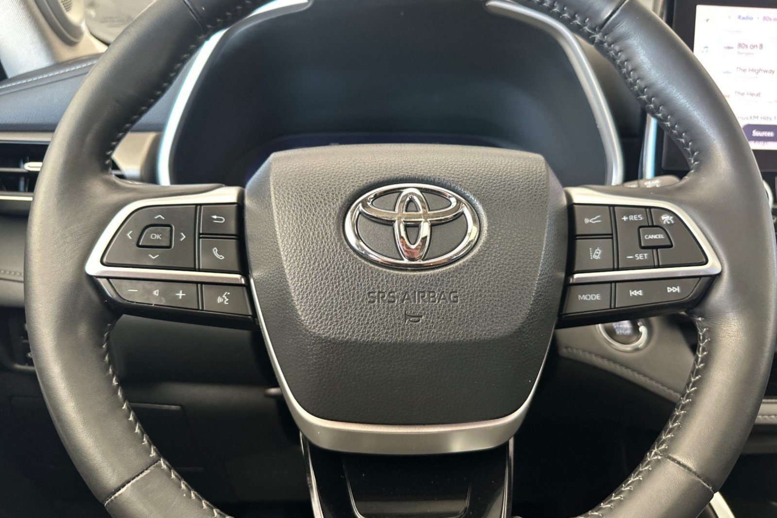 Used 2023 Moon Dust Toyota Limited image 23