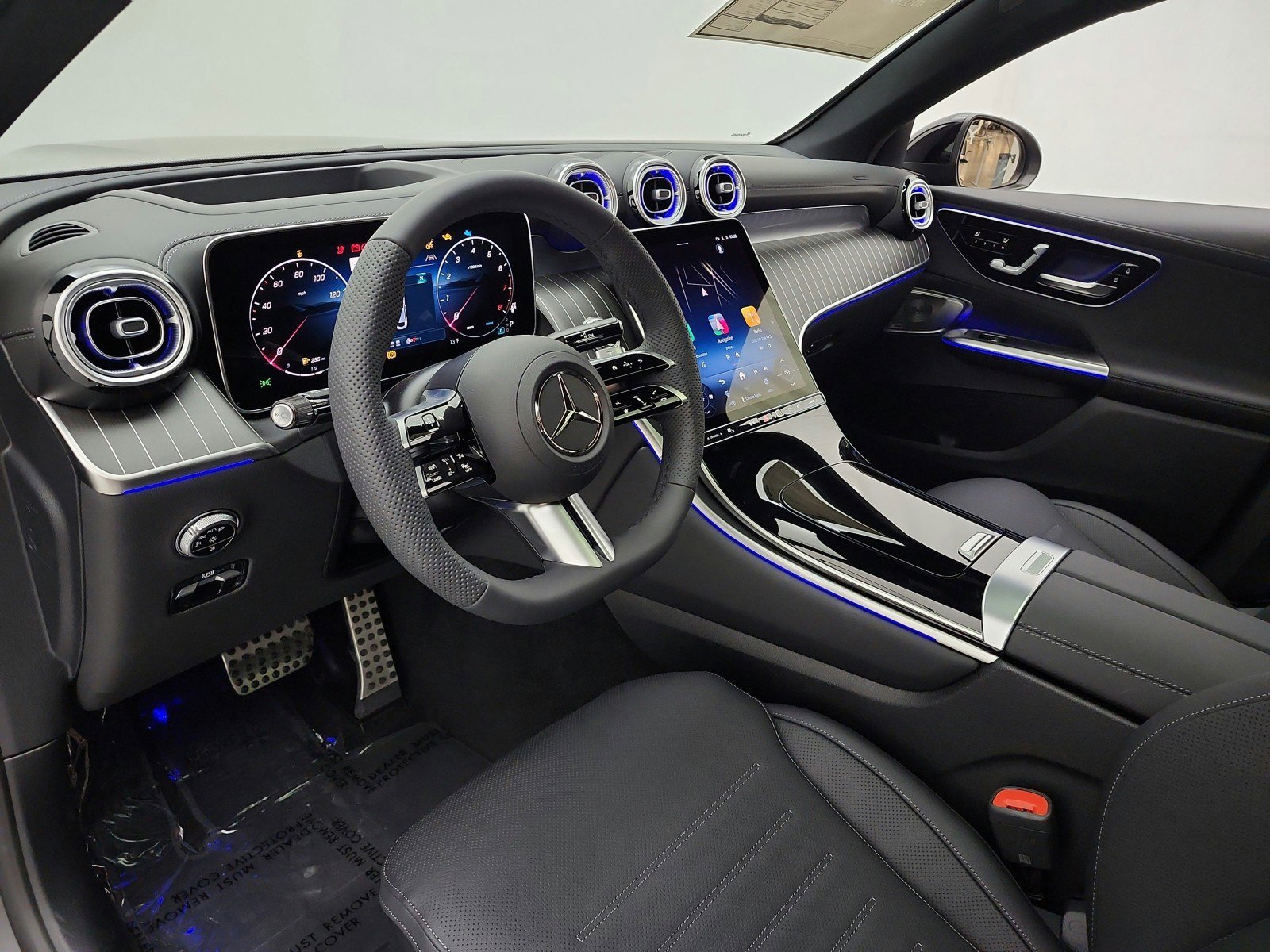 New 2026 MANUFAKTUR exclusive graphite grey magno Mercedes-Benz GLC 300 4MATIC® Coupe image 31