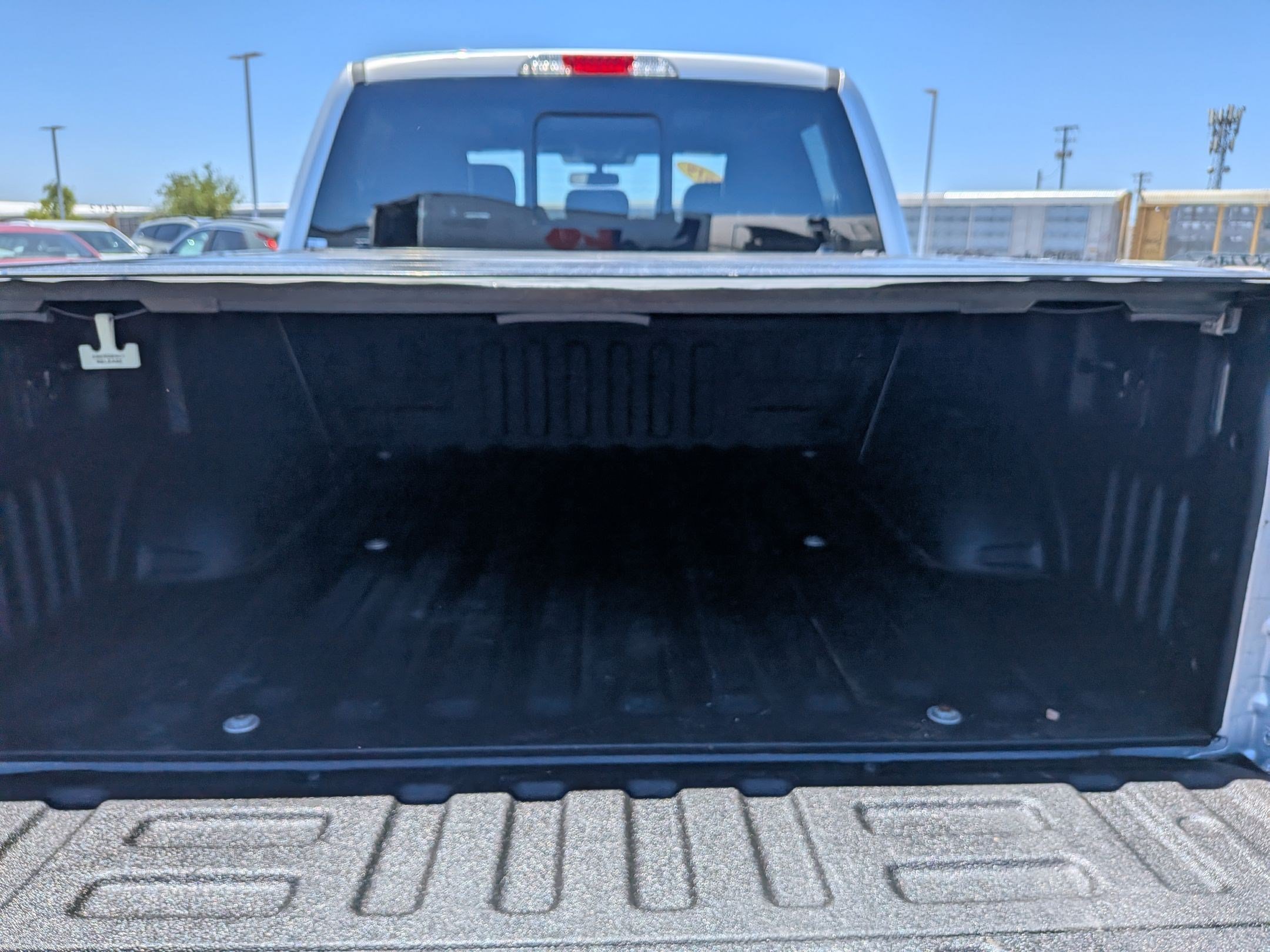 Used 2019 Ingot Silver Metallic Ford LARIAT image 28