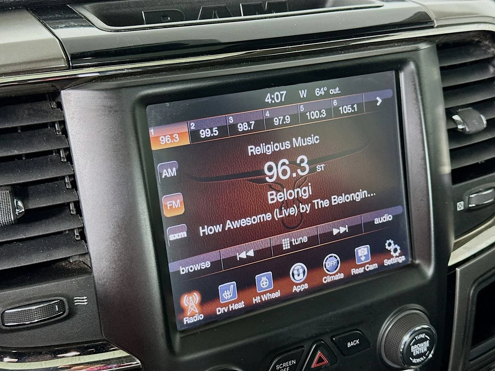 Used 2017  Ram Sport image 15