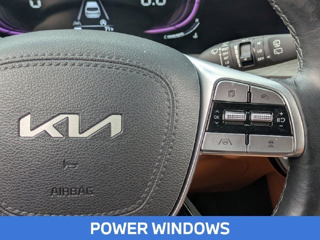 Used 2025 Black Kia EX X-Line image 20