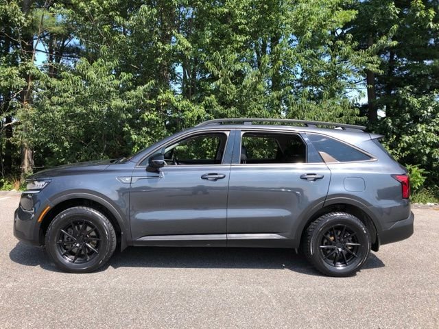 Used 2022 Grey Kia X-Line EX image 7