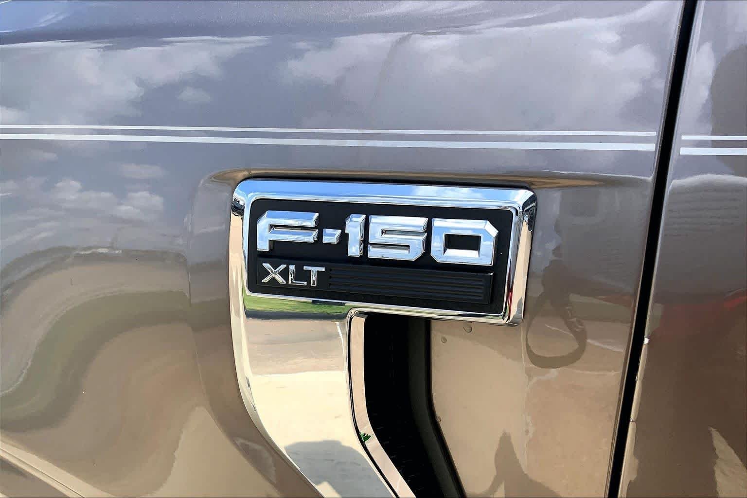 Certified Used 2022 Gray Ford XLT image 10