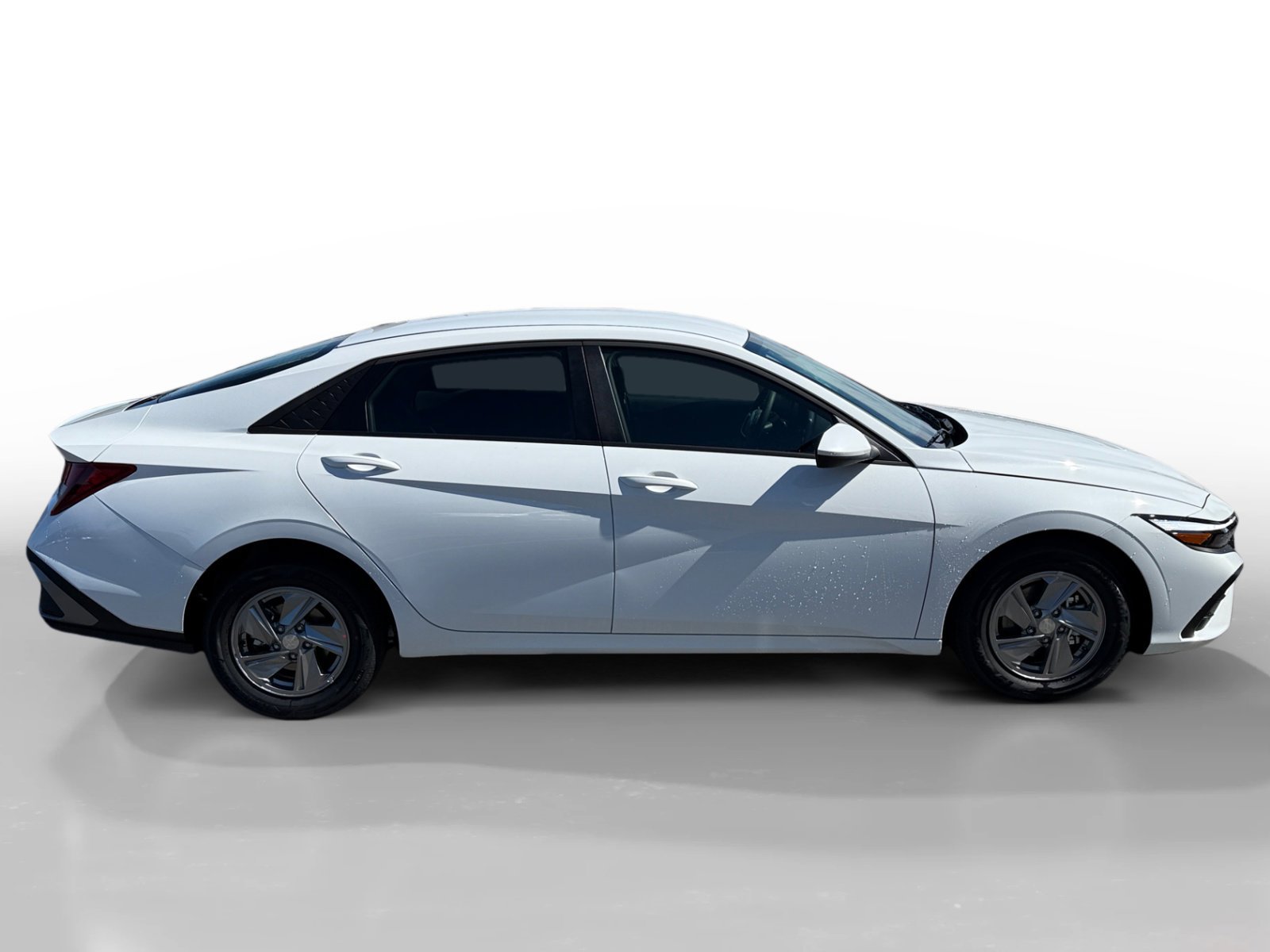 New 2026 Serenity White Hyundai SE image 6