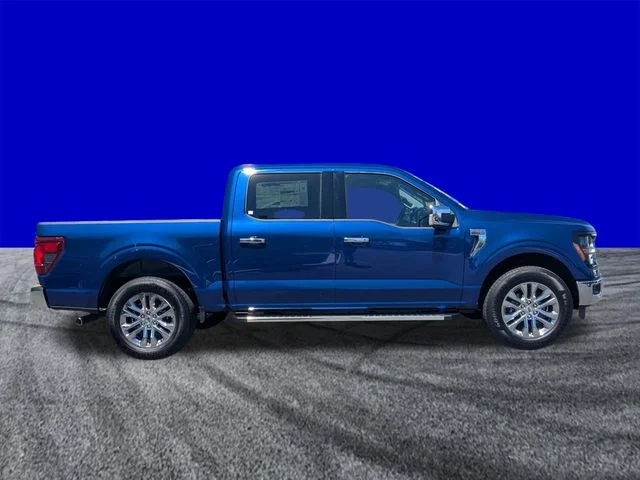 New 2026 Blue Ford XLT image 2