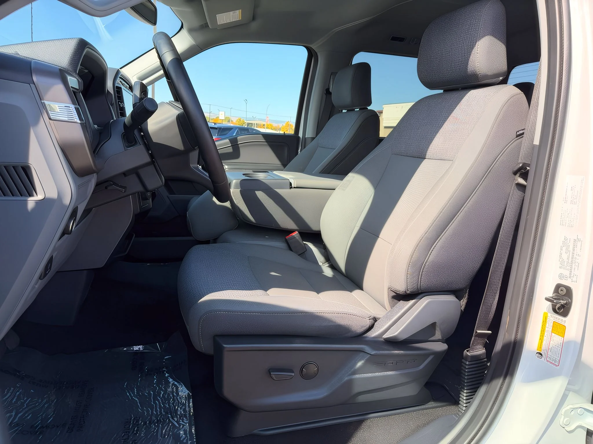 2024 Ford F-150 XLT - Photo 15