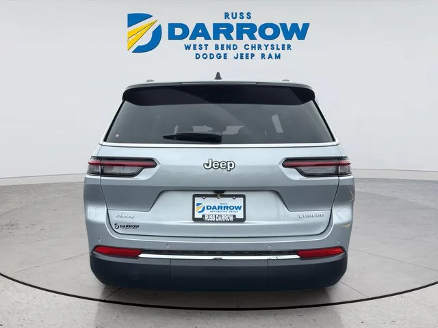New 2026 Silver Zynith Exterior Paint Jeep Laredo image 4