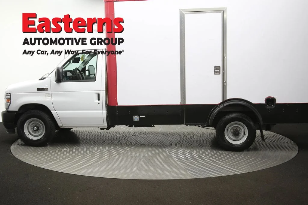 Used 2023 White Ford Base image 59