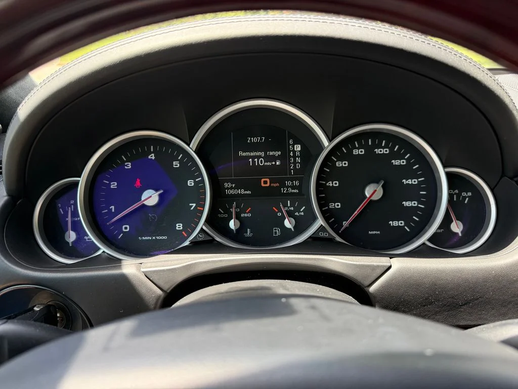 Used 2005  Porsche Turbo image 16