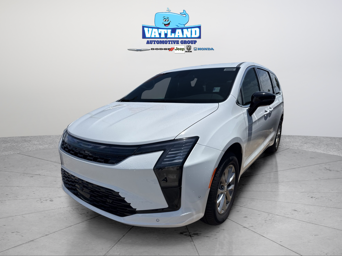 2027 Chrysler Pacifica Select's photo