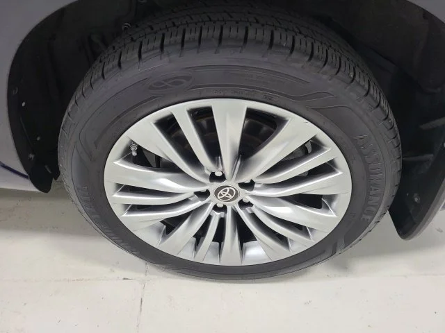 Used 2023 Blueprint Toyota Platinum image 42