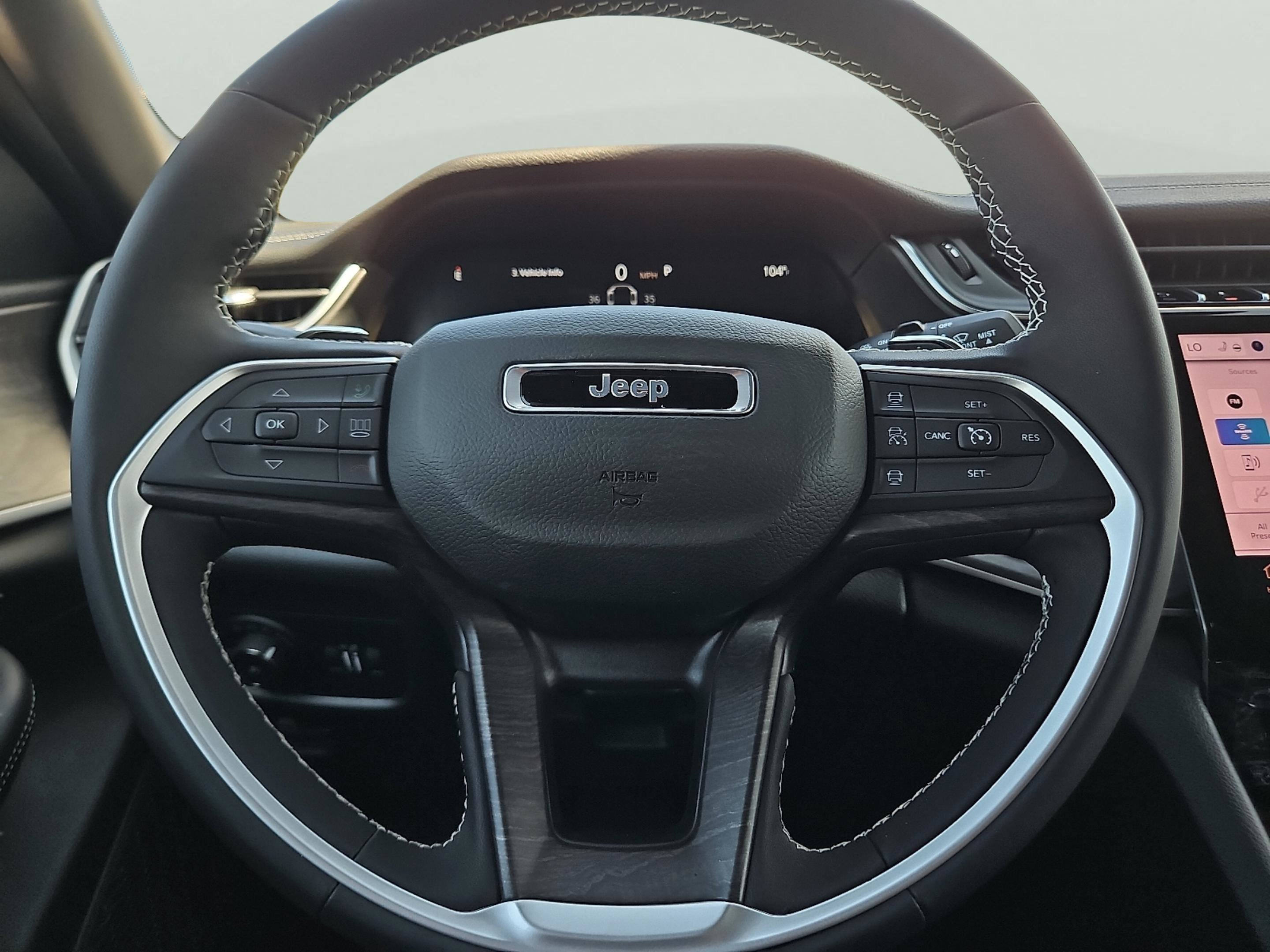 2025 Jeep Grand Cherokee L Limited - Photo 14