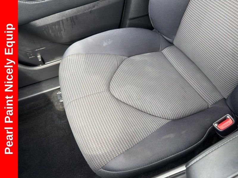 Used 2023 Pearl Toyota LE image 28