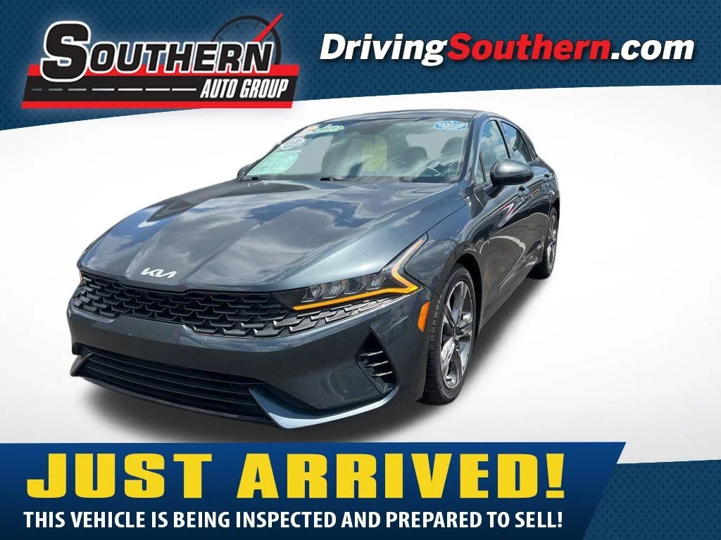 2023 Kia Optima EX FWD's photo