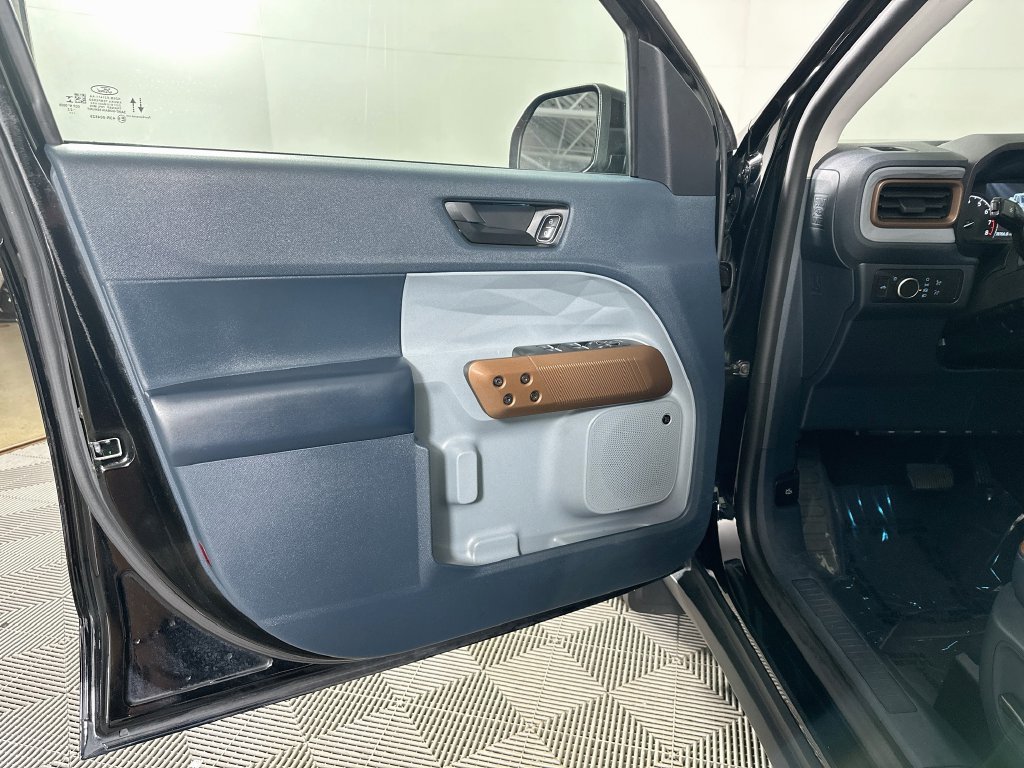Used 2022 Shadow Black Ford Lariat image 21