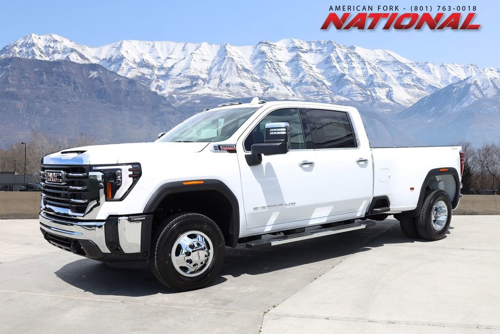 2026 GMC Sierra 4WD Crew Cab Long Box DRW SLT's photo