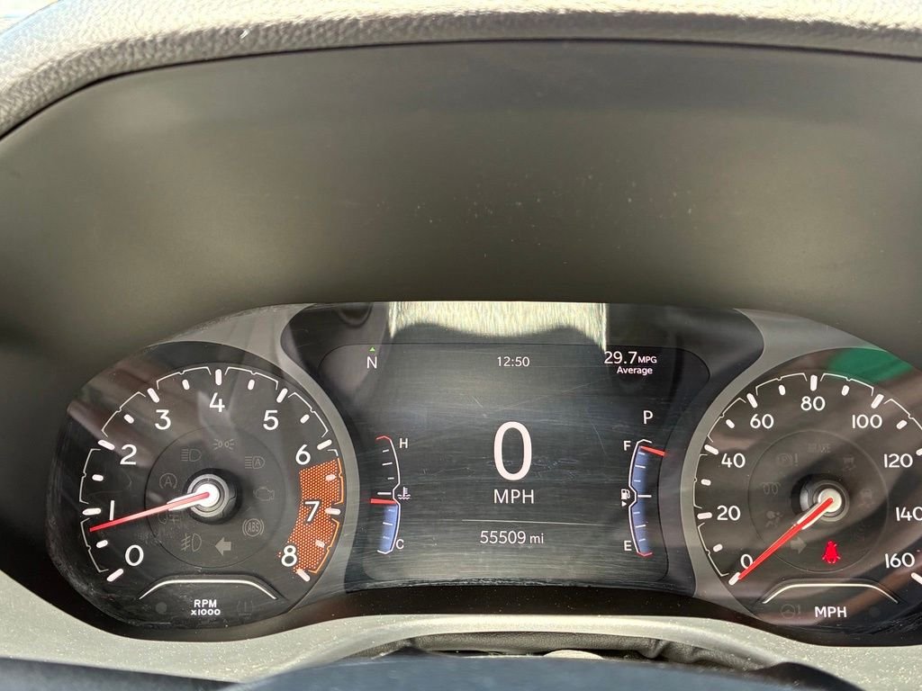 Used 2024 White Jeep Latitude image 34