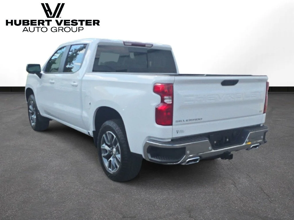 New 2026 Summit White Chevrolet LT image 8